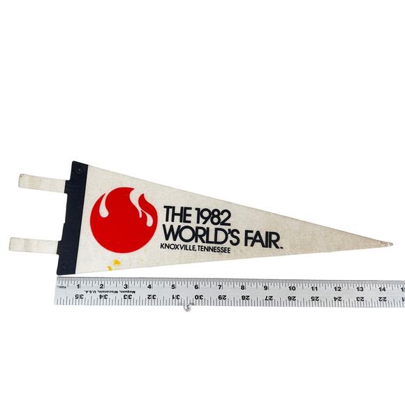1982 World's Fair Knoxville Tennessee VINTAGE Felt Pennant Exposition - Picture 1 of 5